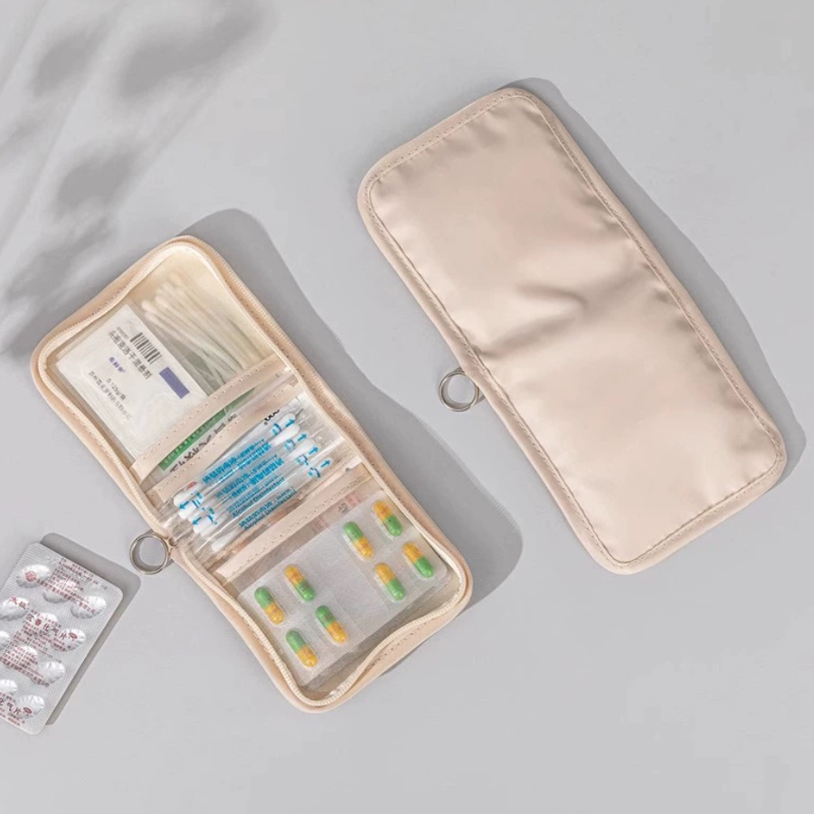 Torba medyczna z zamkiem błysk – First Aid Bag Kit recenzja i cena